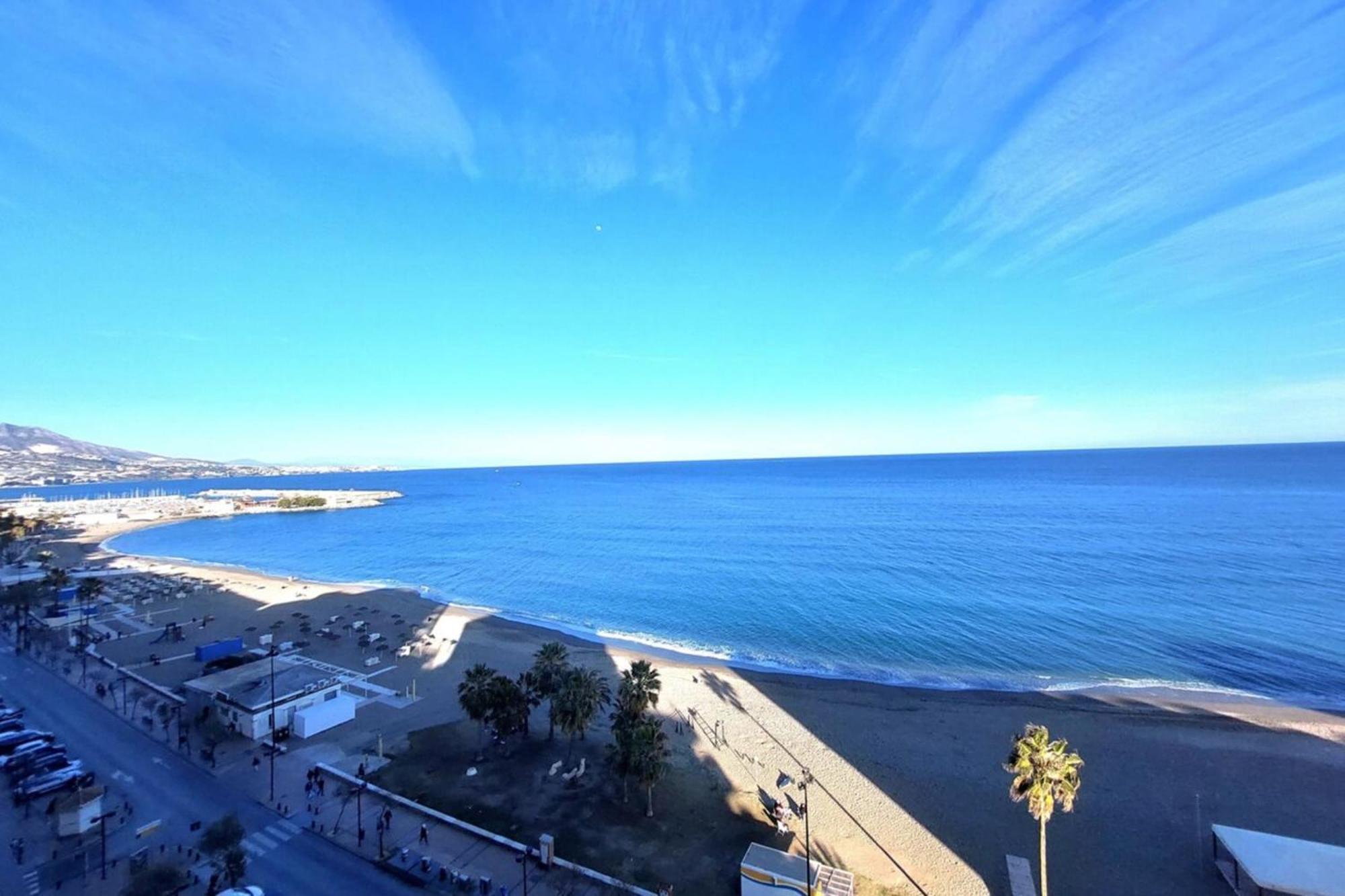 Paseo Del Rey - Fuengirola 2 Bedrooms Oceanfront Apartment エクステリア 写真