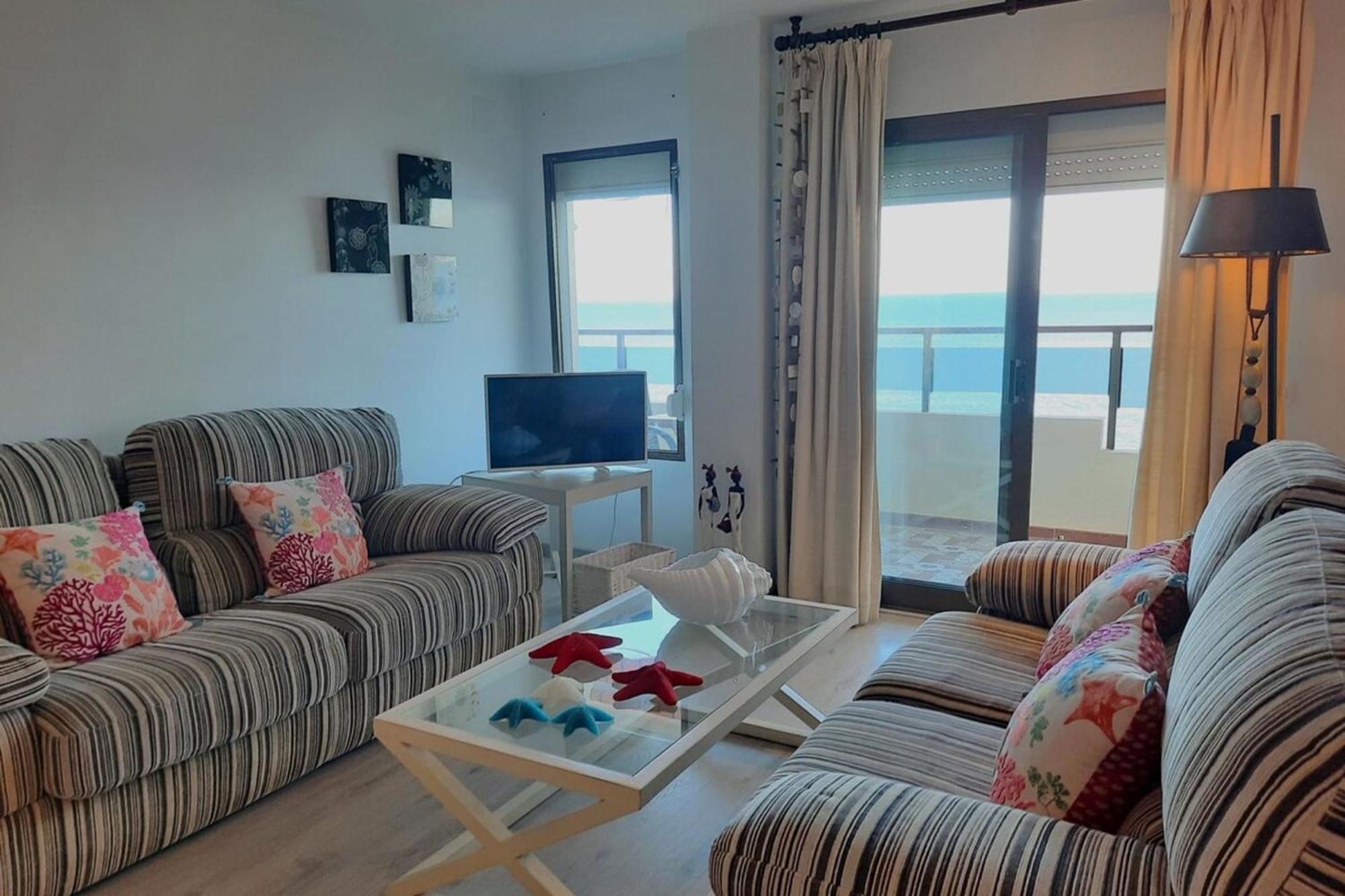 Paseo Del Rey - Fuengirola 2 Bedrooms Oceanfront Apartment エクステリア 写真